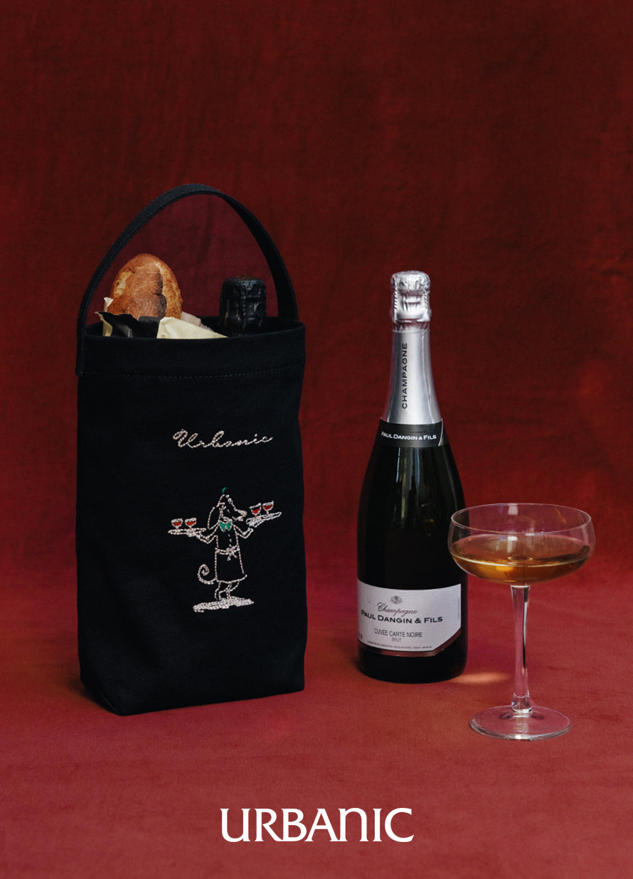 25 Holiday Baguette Bag