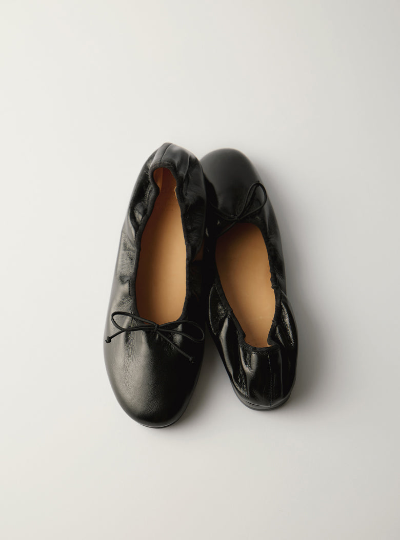 Lambskin flat shoes with softly gathered instep