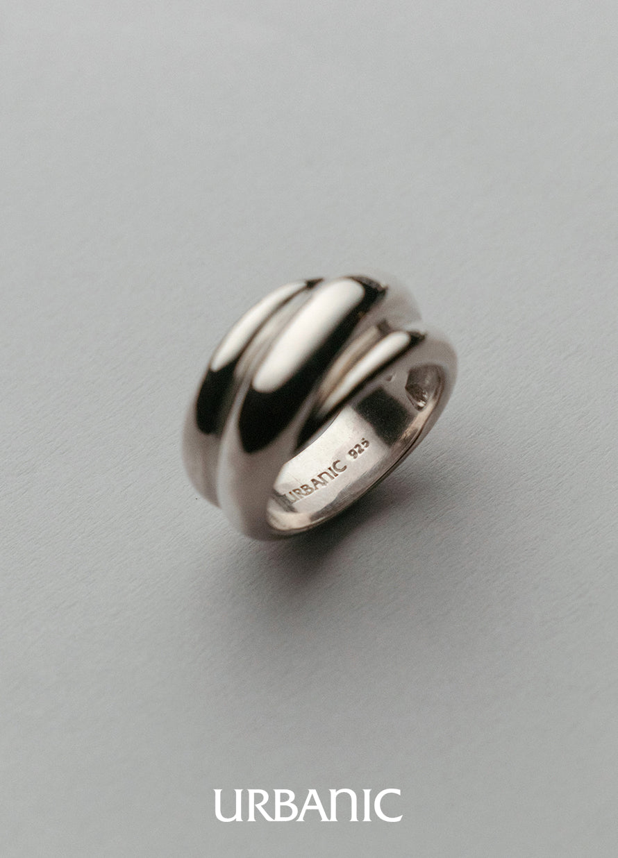 Torsade Ring