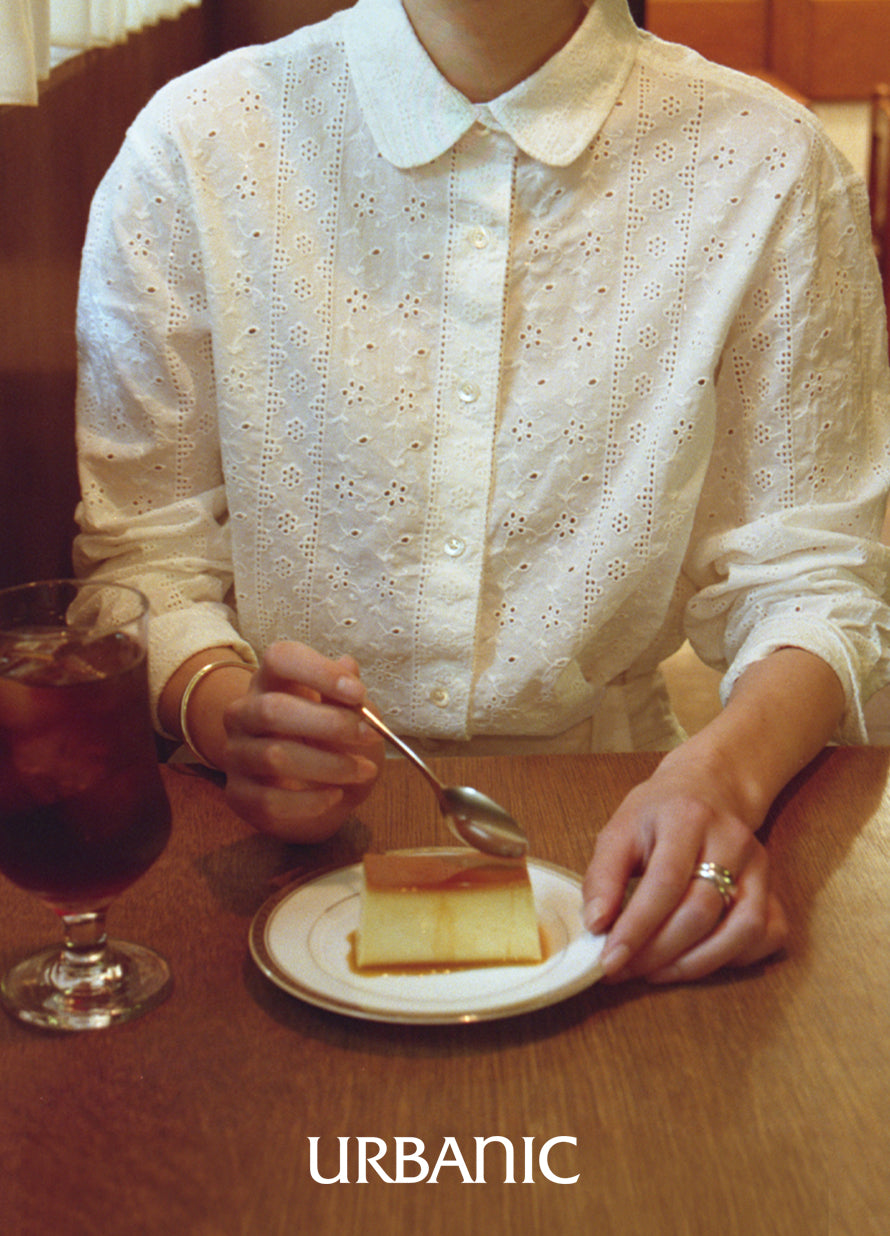 Light embroidered cotton shirt