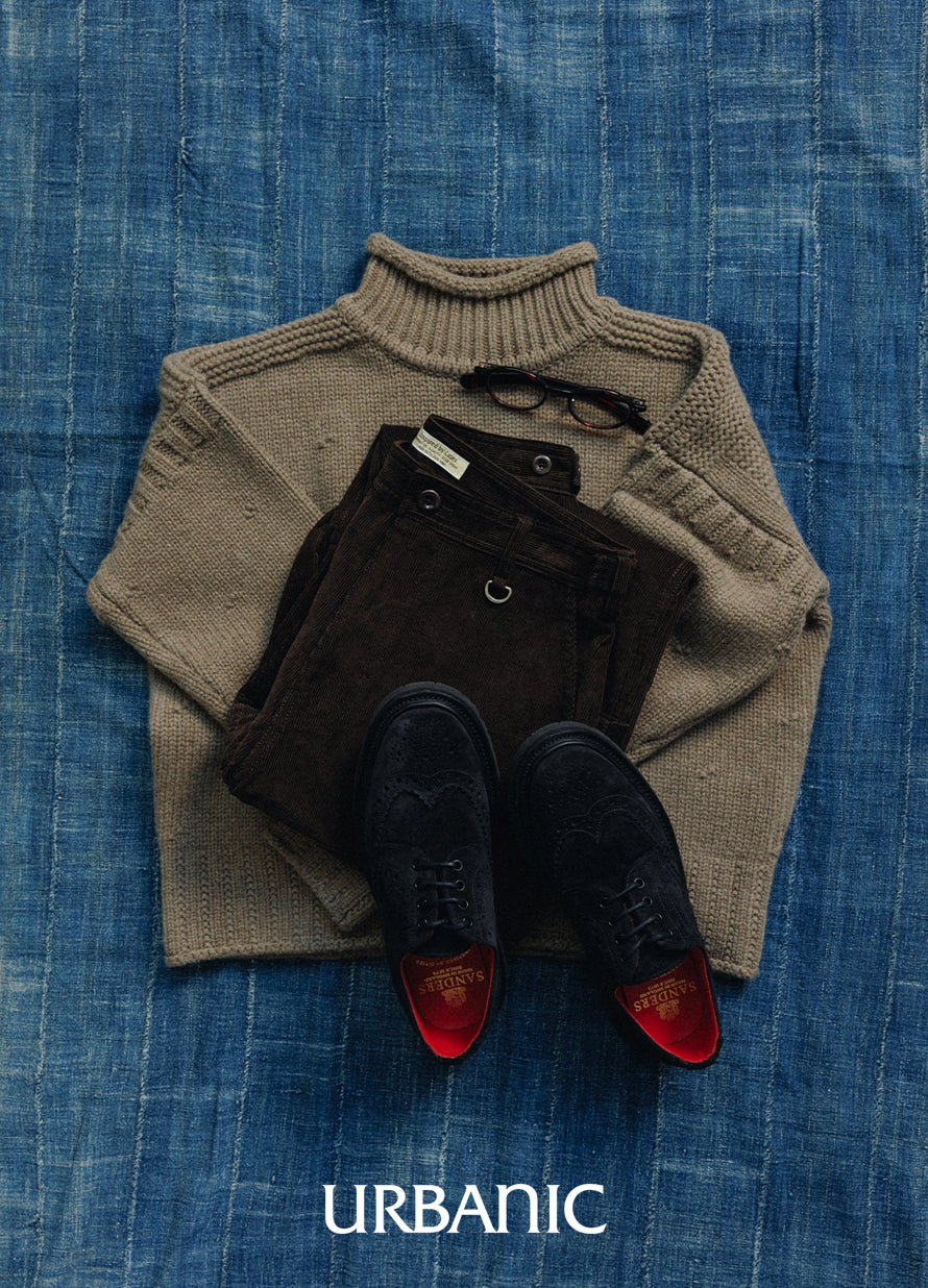 Dotty Turtleneck Knit