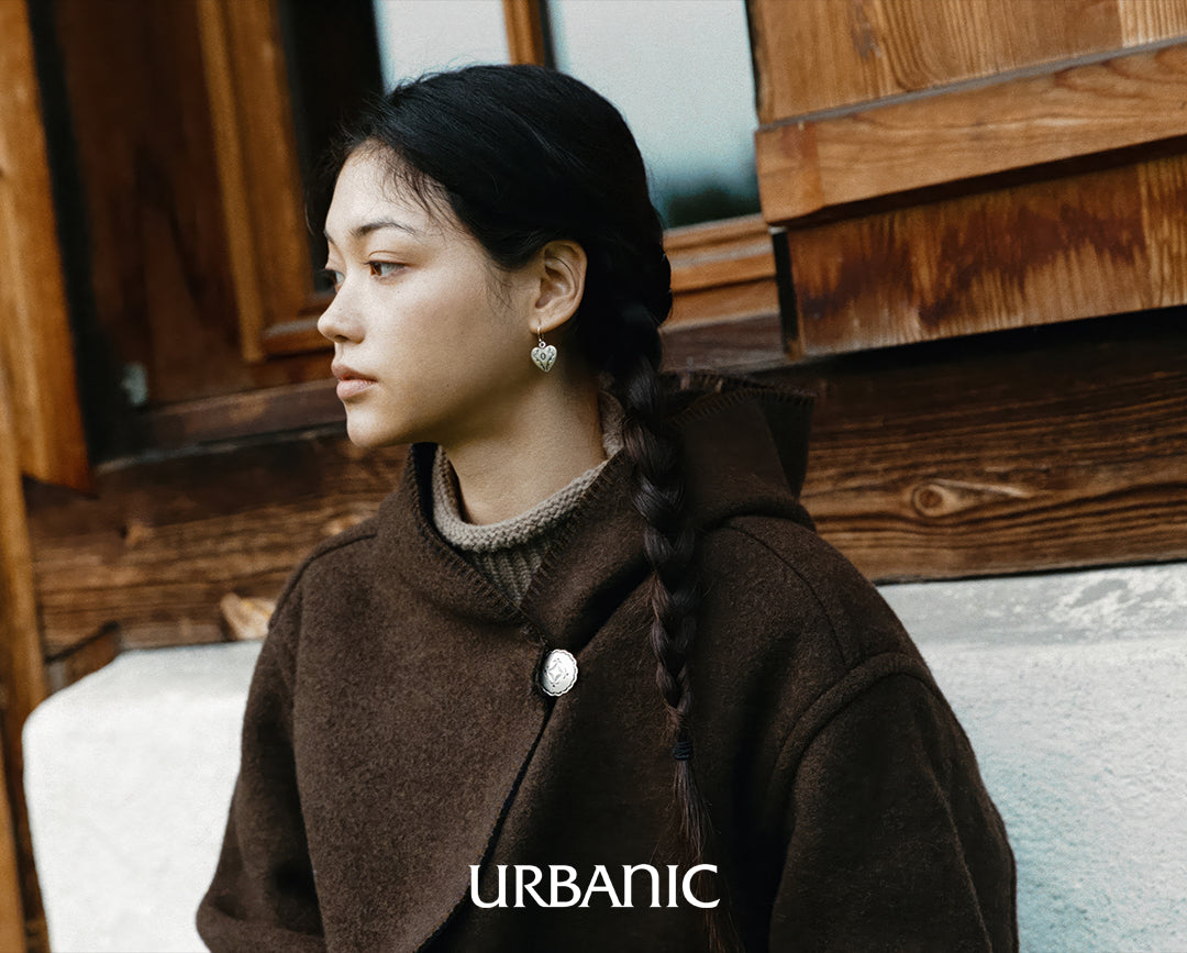 Dotty Turtleneck Knit