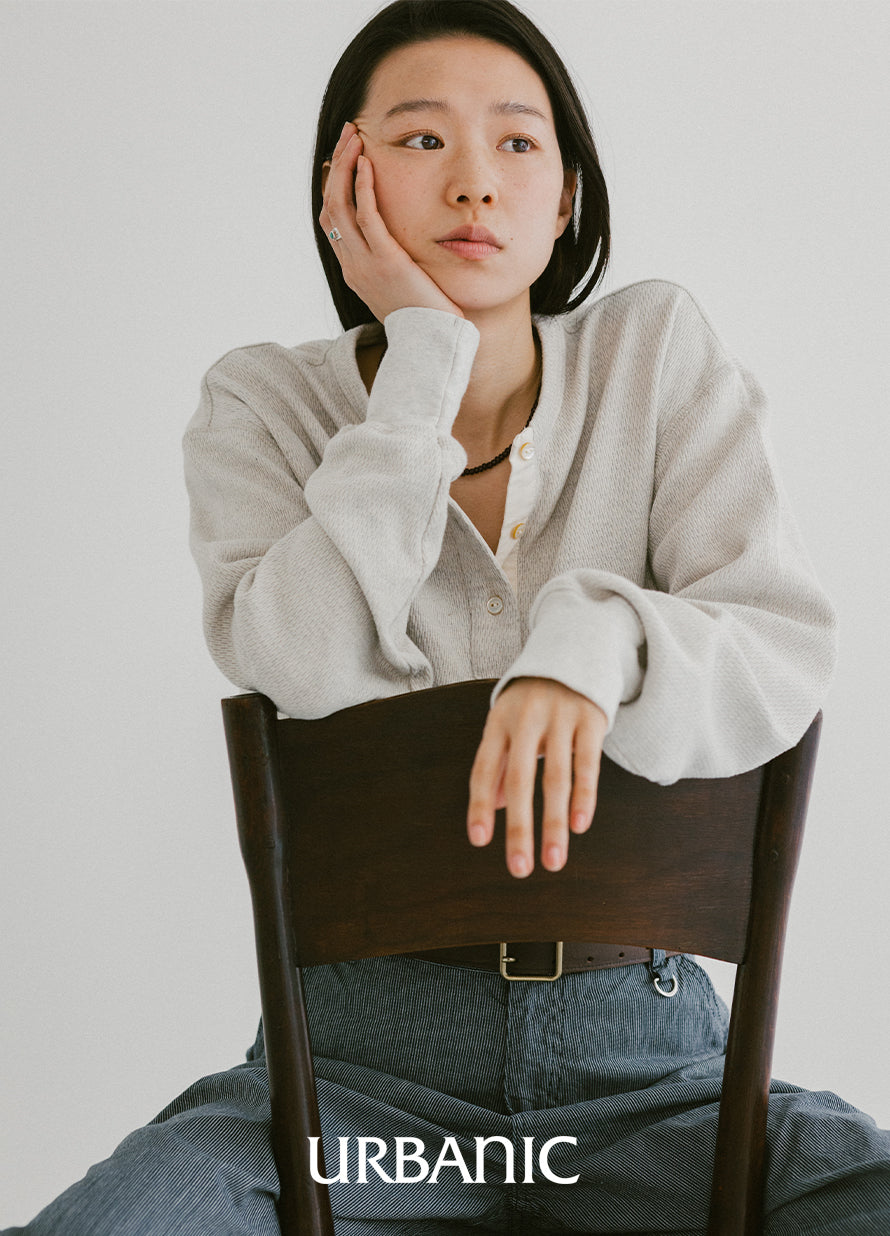 Vintage-inspired honeycomb cotton sweatshirt with a casual yet classic feel