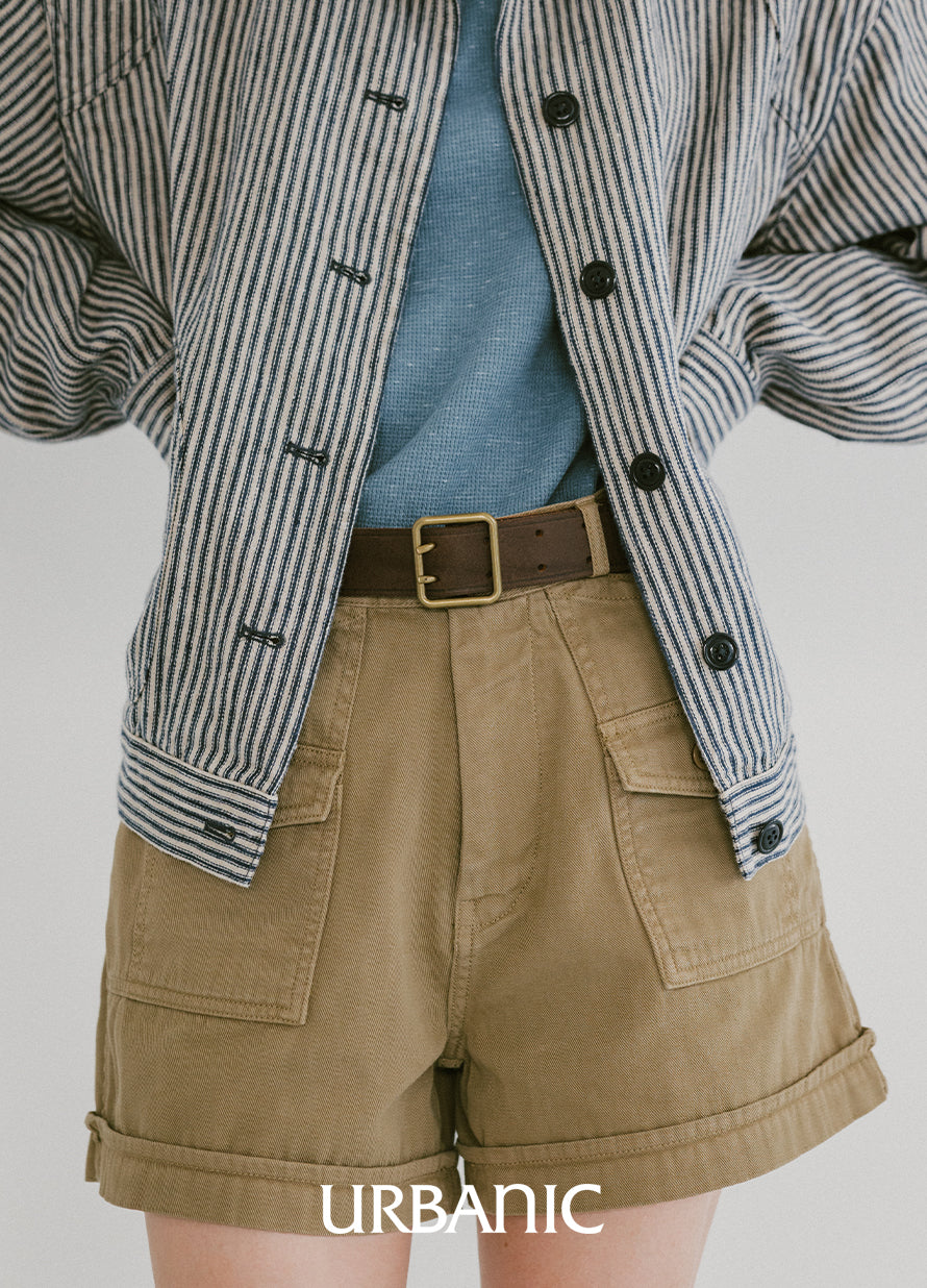 Loose fit waffle top with military-inspired details