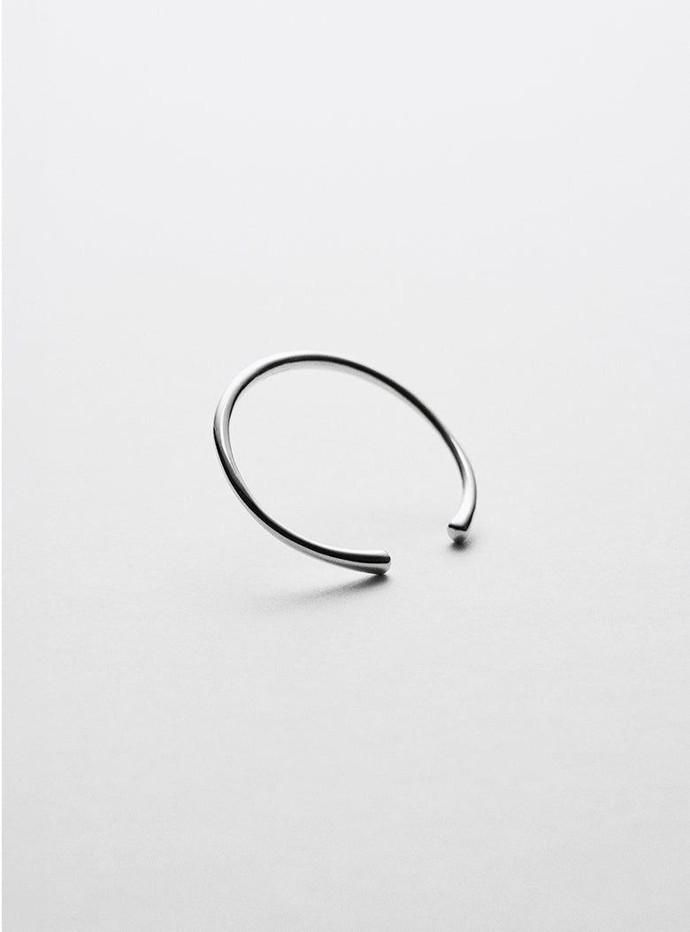 Linea Bangle
