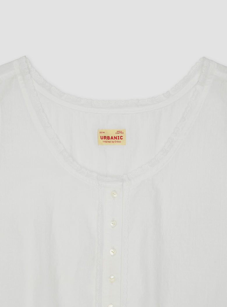 Floral jacquard sleeveless top with U neckline