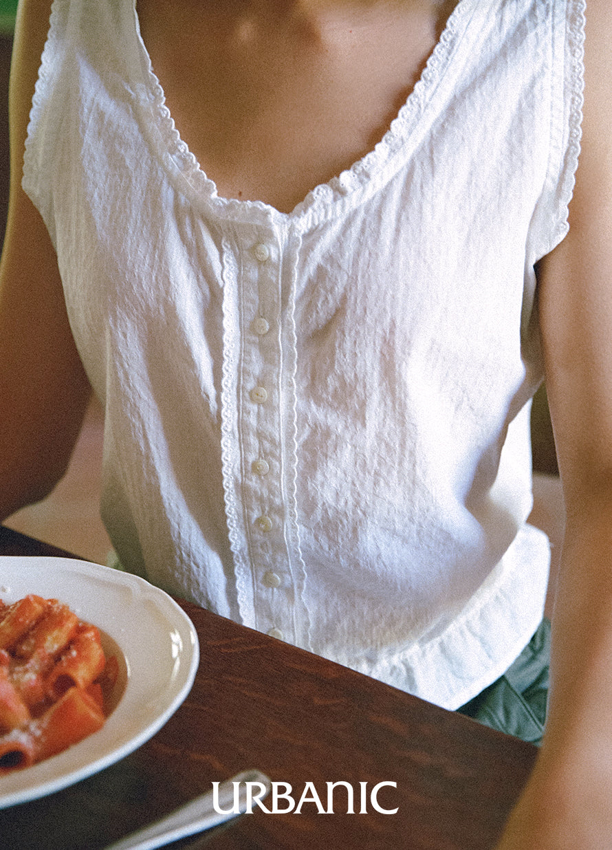 Lightweight floral jacquard blouse for summer