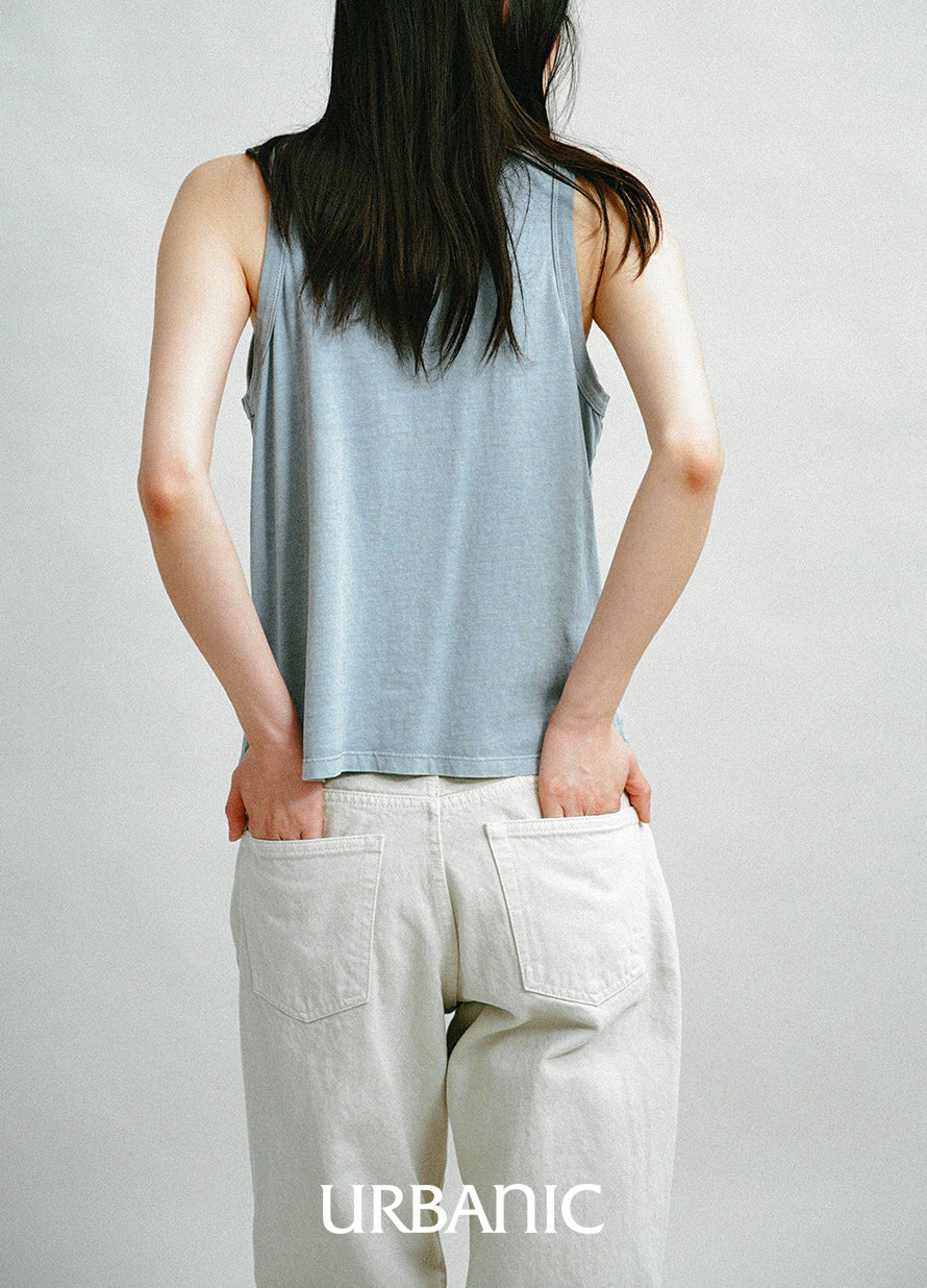 blue sleeveless style for women