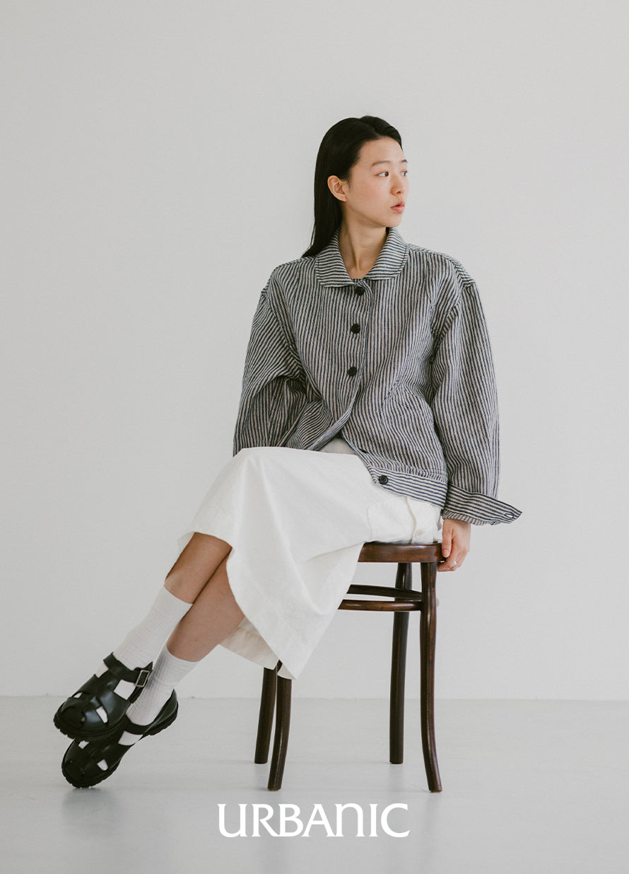 Boxy 100% linen trucker jacket with navy stripe pattern and vintage character