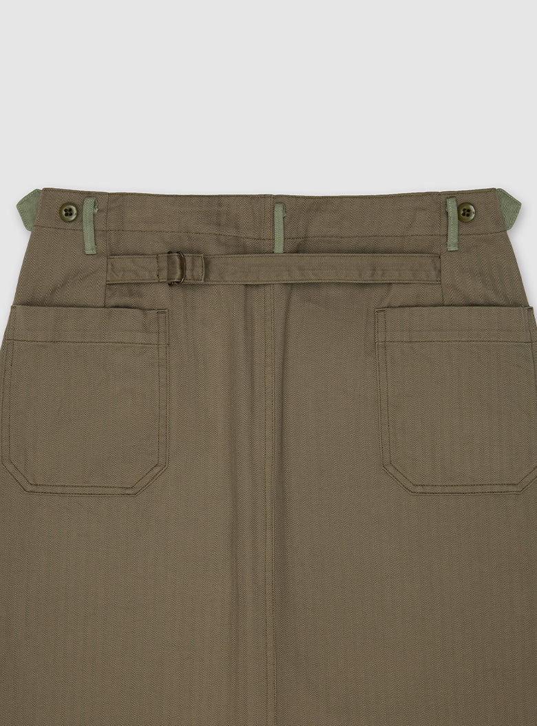 Long skirt with a cinch-back buckle and gathered back detail