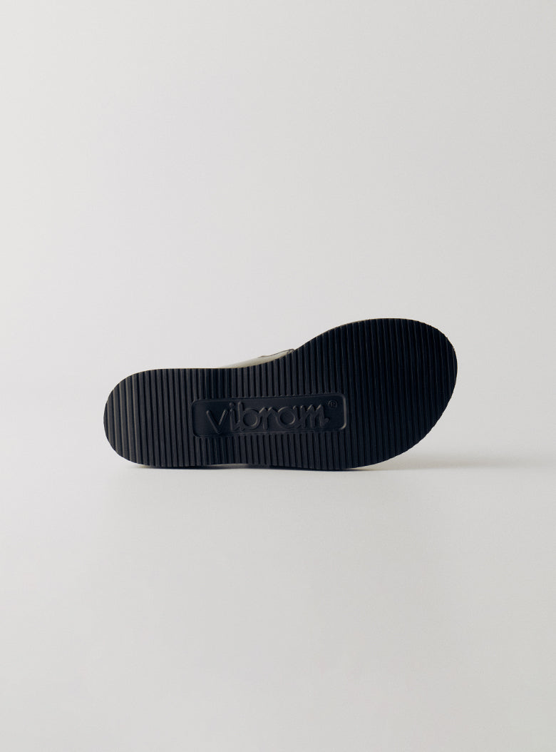 T-strap Vibram Sandals