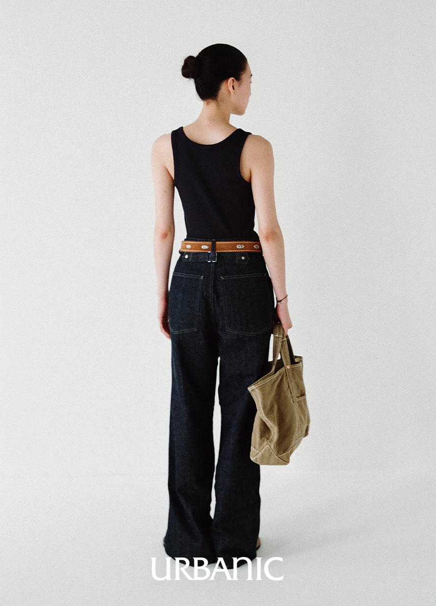 V-neck Sleeveless