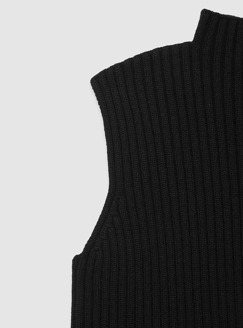 Carnaby Sleeveless knit