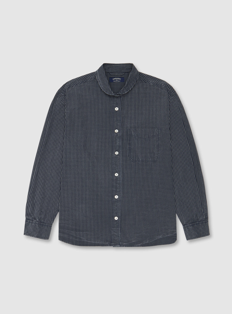 Relaxed mineral-washed shirt with naturally crinkled texture