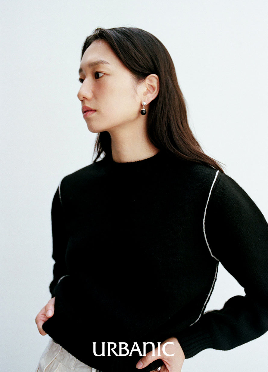 Onyx Maude Earrings