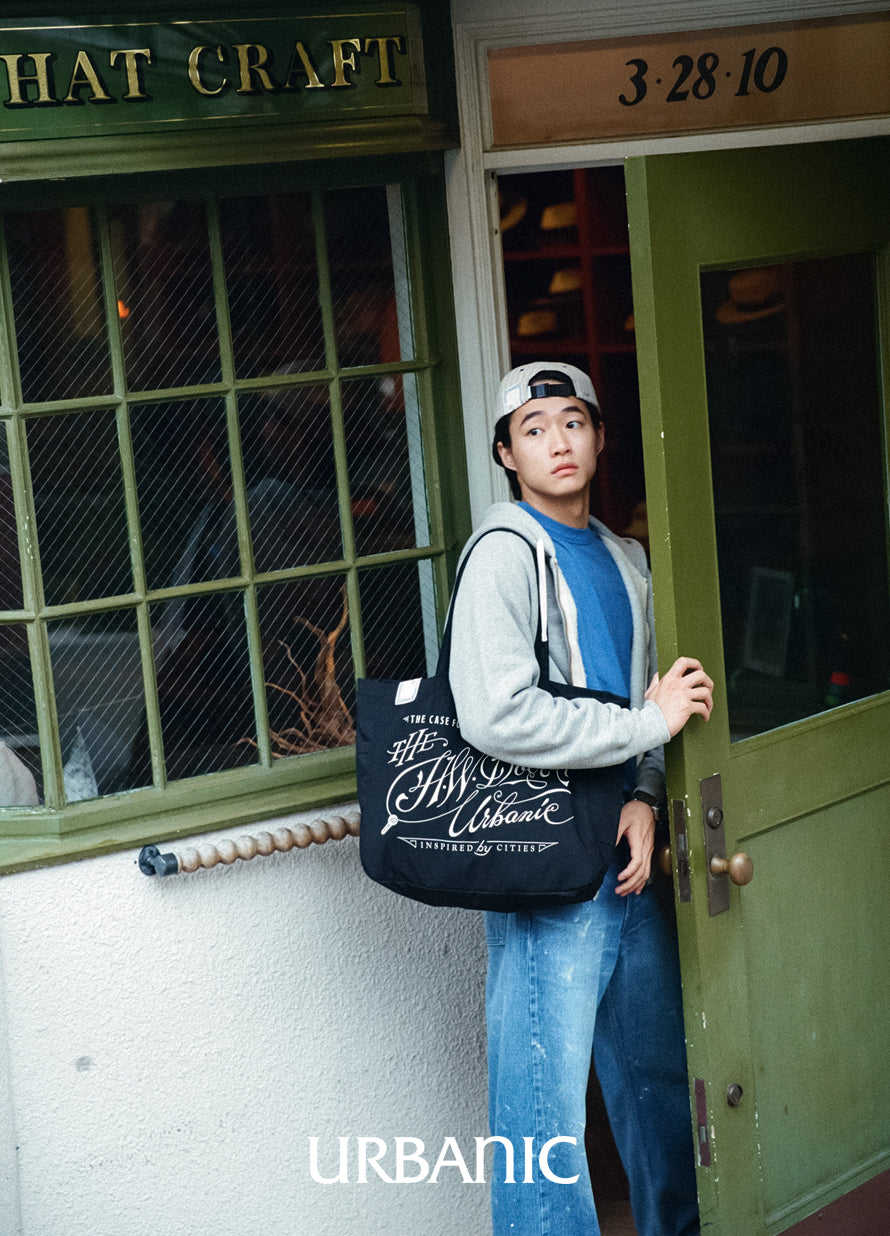 URBANIC30 x DOG&CO. Padded Shoulder Bag