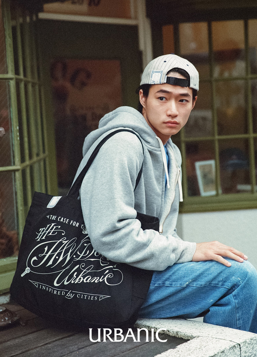 URBANIC30 x DOG&CO. Padded Shoulder Bag
