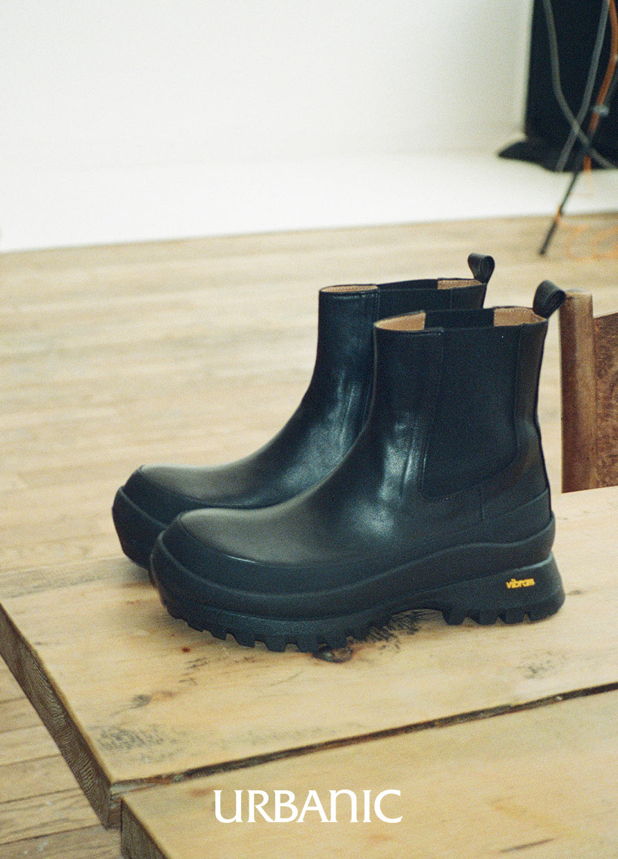 Vibram Chelsea Boots